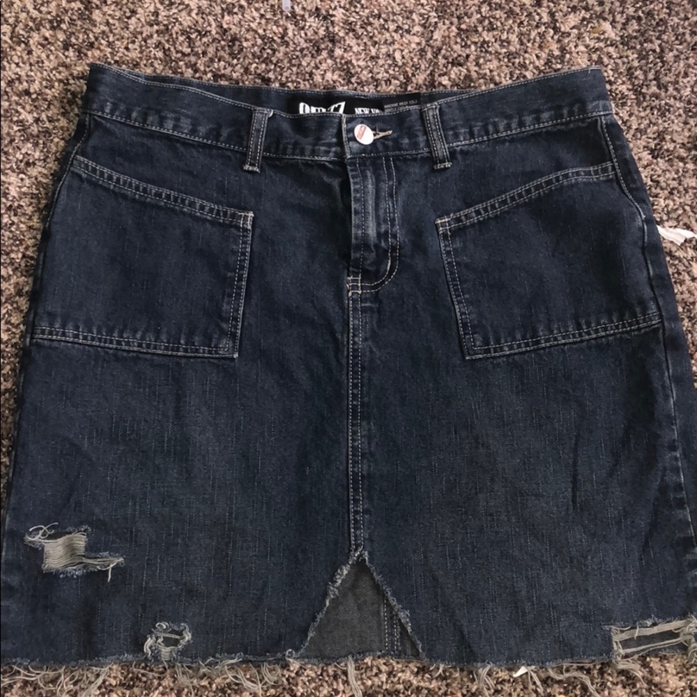 Blue 90s denim mini skirt!